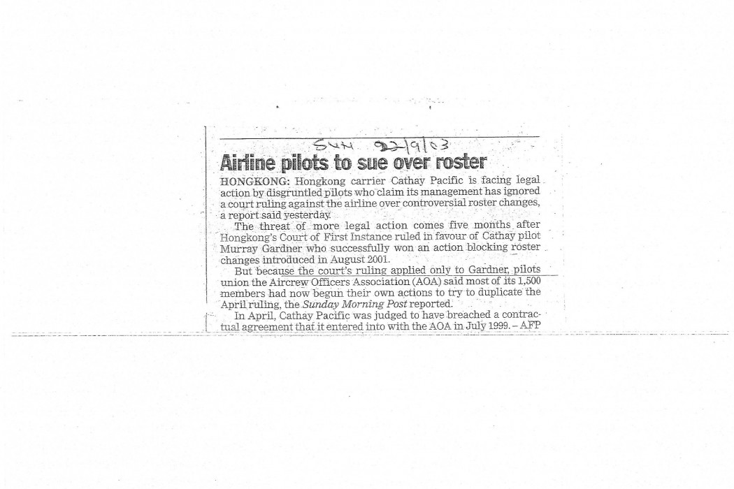 Airline pilots to sue over roster