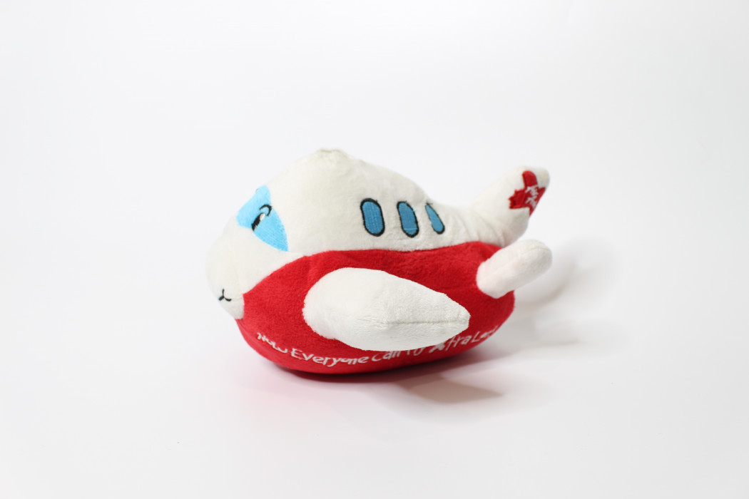 Now Everyone can fly Xtra Long! airplane plushie (3)